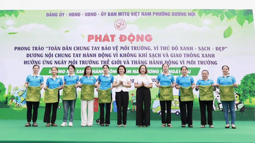 PHƯỜNG DƯƠNG NỘI PHÁT ĐỘNG PHONG TRÀO THI ĐUA HƯỞNG ỨNG NGÀY MÔI TRƯỜNG THẾ GIỚI