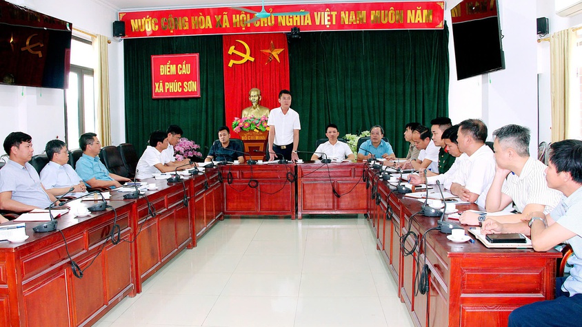 UBND XÃ PHÚC SƠN TỔ CHỨC HỘI NGHỊ ĐÁNH GIÁ KẾT QUẢ THỰC HIỆN NHIỆM VỤ VÀ TRIỂN KHAI NHIỆM VỤ TRỌNG TÂM THỜI GIAN TIẾP THEO