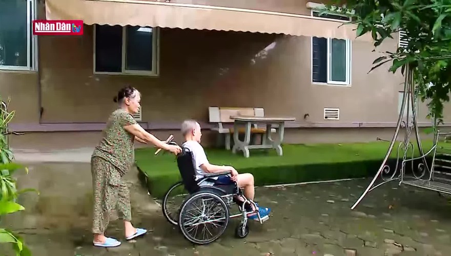 Văn hoá ứng xử trong gia đình - Con cháu hiếu thảo, lễ phép