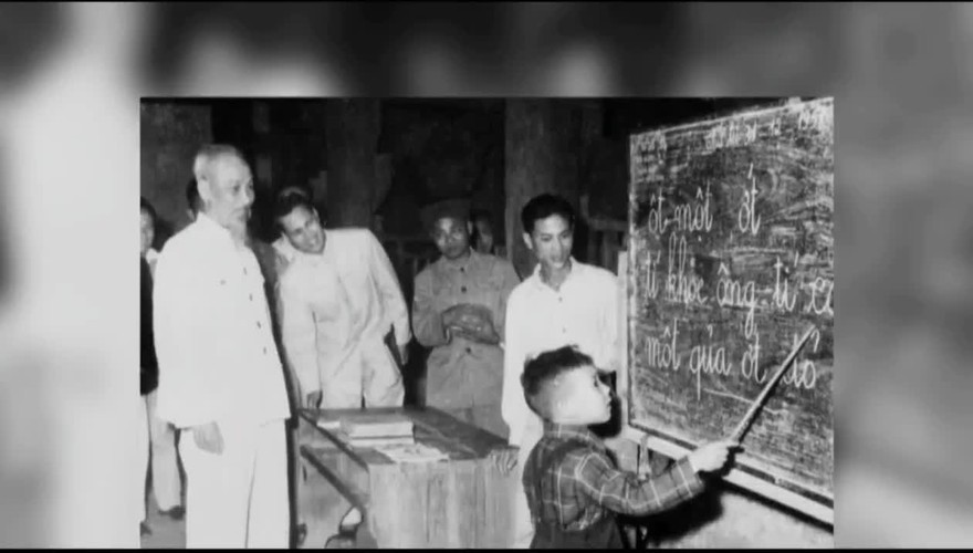 Học Bác mỗi ngày: ‘Tiếng nói là thứ của cải vô cùng lâu đời và vô cùng quý báu của dân tộc”