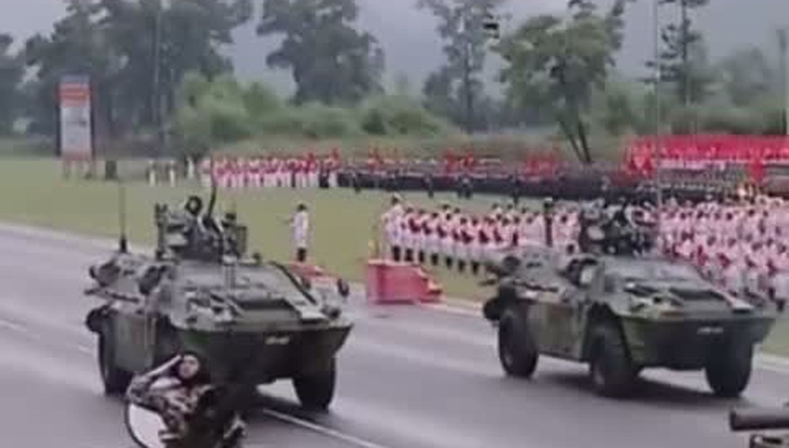 Các lực lượng vũ trang tổng hợp luyện diễu binh, diễu hành cho nhiệm vụ A80.