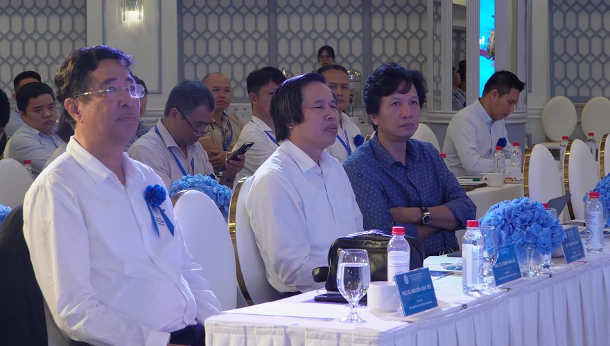 Tăng cường hợp tác, nâng cao chất lượng dược phẩm phục vụ chăm sóc sức khỏe nhân dân