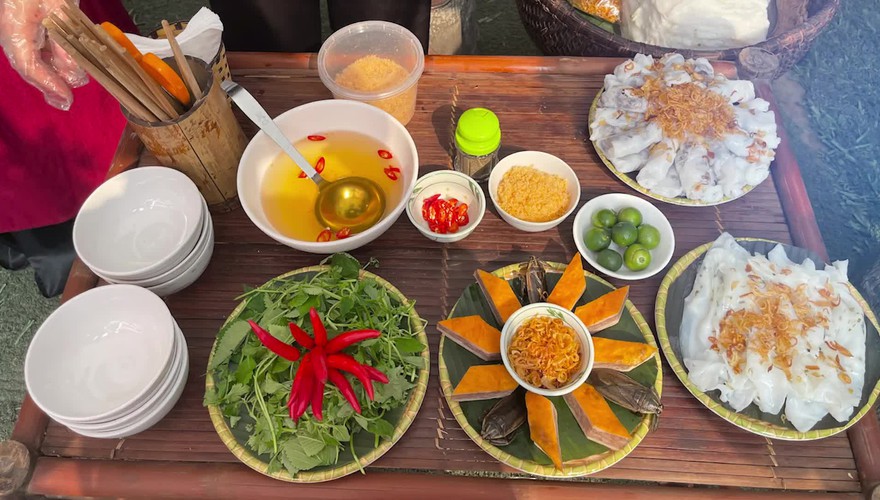 VĨNH HƯNG - NƠI GÌN GIỮ HỒN CỐT BÁNH CUỐN THANH TRÌ