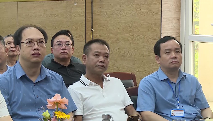 Phát động cao điểm tổng vệ sinh môi trường phòng, chống bệnh sốt xuất huyết và tay chân miệng trên địa bàn Phường Long Biên