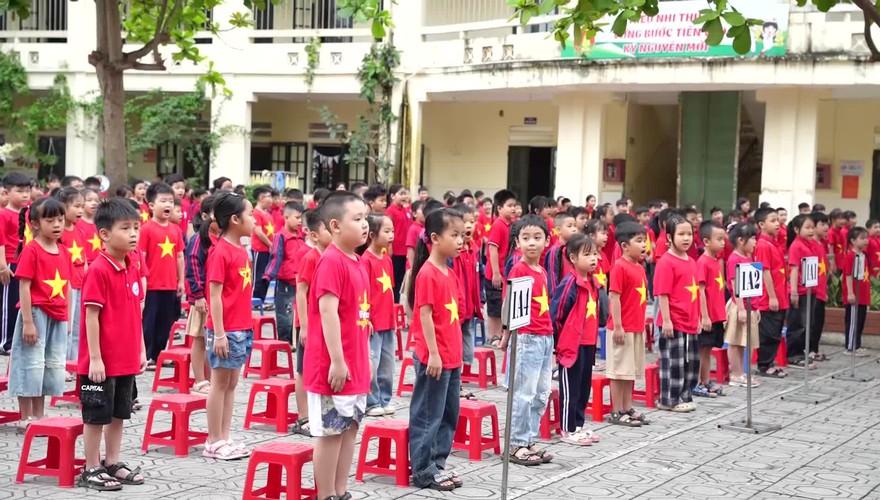 Hội CCB phường Yên Nghĩa đẩy mạnh giáo dục truyền thống trong trường học nhân dịp kỷ niệm các ngày lễ lớn của đất nước