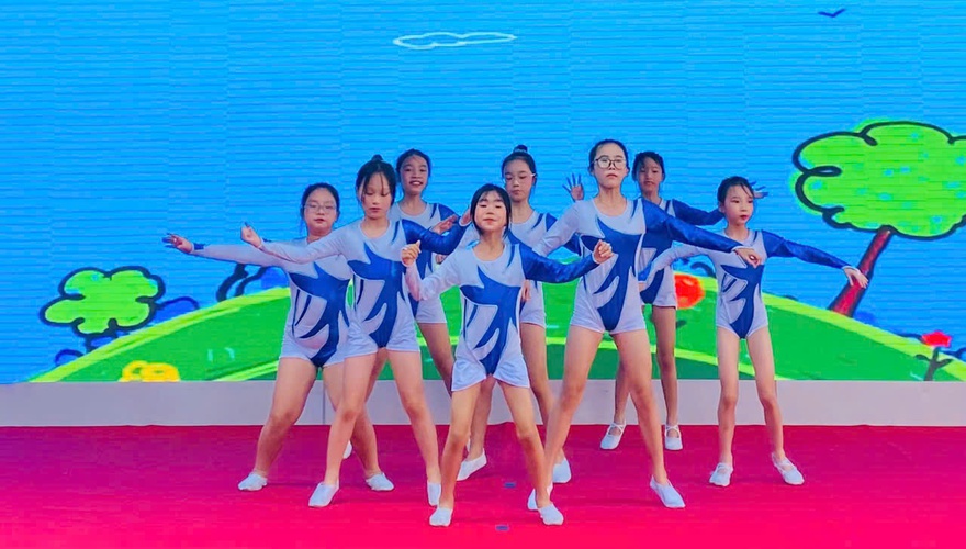 Trường Tiểu học Trần Phú tưng bừng khai mạc Hội khỏe Phù Đổng năm học 2025-2026