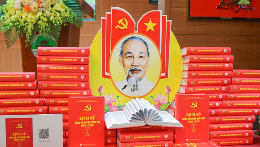 Quốc Oai long trọng tổ chức Lễ kỷ niệm 135 năm ngày sinh chủ tịch hồ chí minh