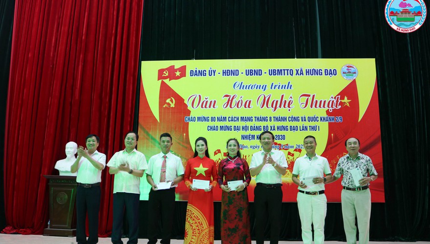 Chương trình Văn hóa Nghệ thuật chào mừng 80 năm Cách mạng tháng tám thành công & Quốc khánh 2/9