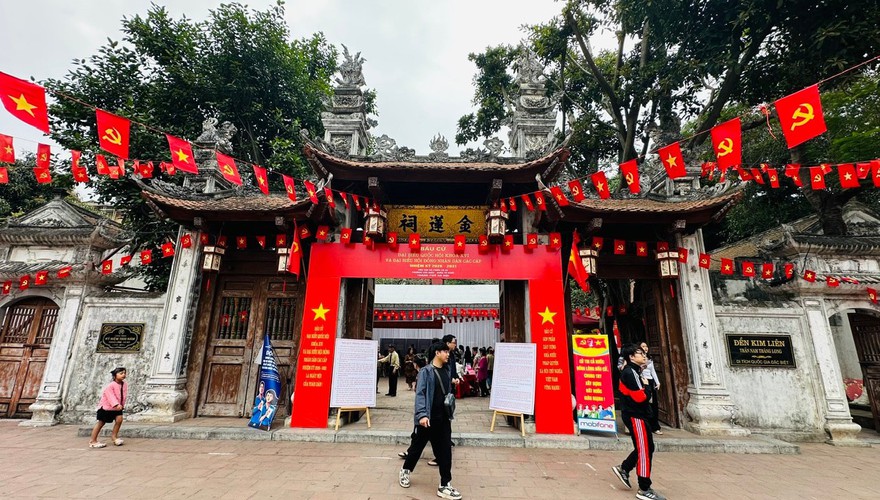 CỬ TRI PHƯỜNG VĂN MIẾU – QUỐC TỬ GIÁM: 